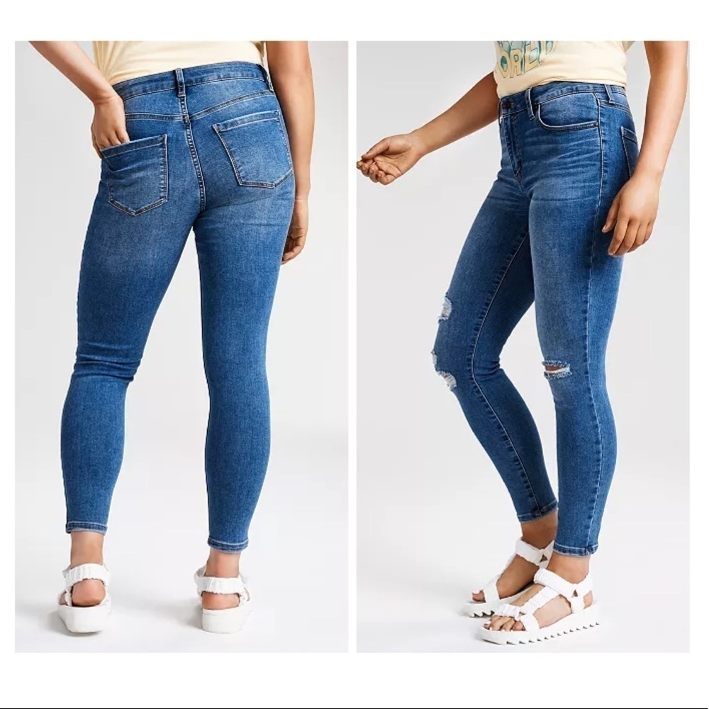 Celebrity Pink Curvy Skinny Jeans